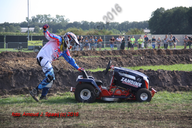 IMG_2951-Gazonmaaierrace_2016