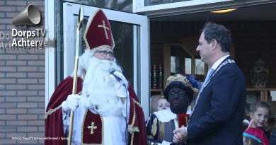 Sinterklaas en burgemeester Bouwmeester