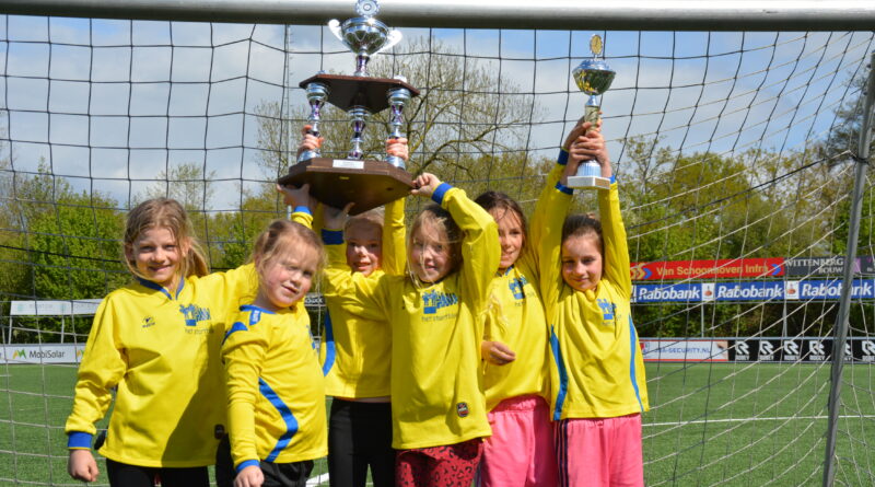 Foto Danique van den Hengel - Winnaars Groep M Meisjes groep 3-4 Startblok
